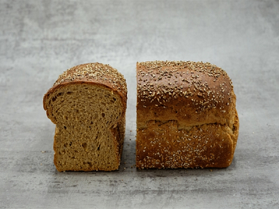 Spelt busbrood gesneden