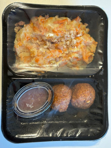 Hutspot met spekjes, jus en gehaktbal (2 maaltijden van 450 gram)